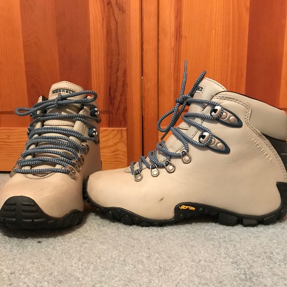 merrell wilderness hiking boots